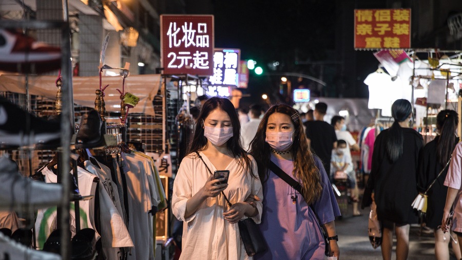 中国经济遇困境  官方再推 “ 地摊经济 ”  (图)