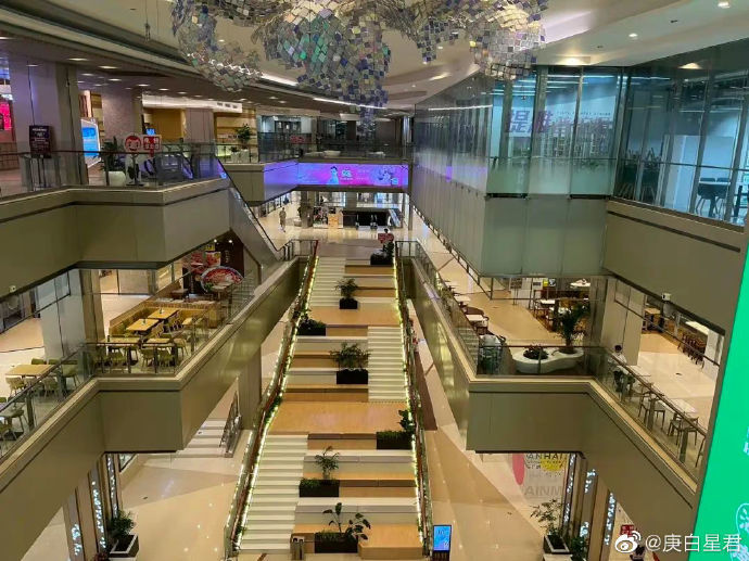 最萧条的陆家嘴 (组图)