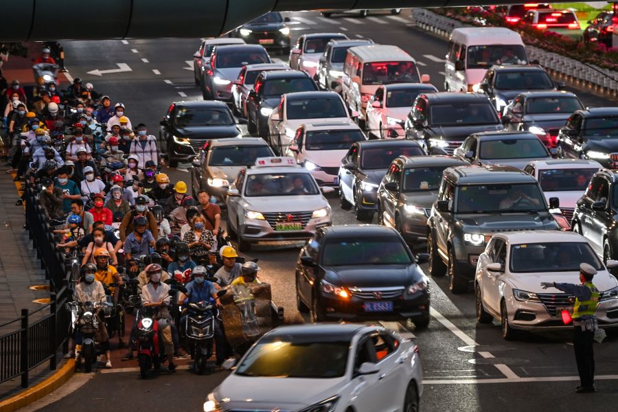 我们要怎么做才能不上那辆大巴车？(组图)