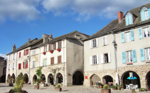 走进法国最美小镇   鲁埃格地区索沃泰尔(Sauveterre- de-Rouergue)