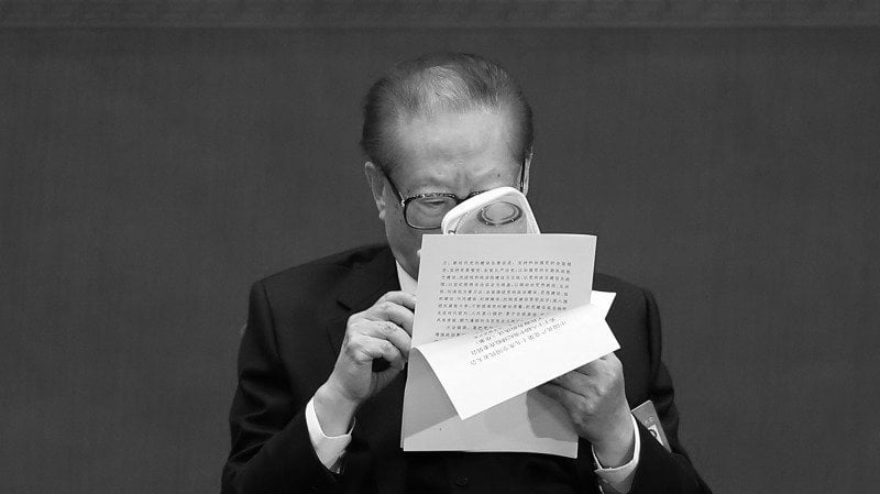 中共新华社消息称,前党魁江泽民于11月30日12时13分在上海死亡。(图片来源:Lintao Zhang/Getty Images)