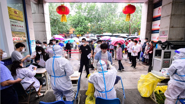 中国防疫政策大变？传中央秘密文件 学生成实验品 (图/视频录音)