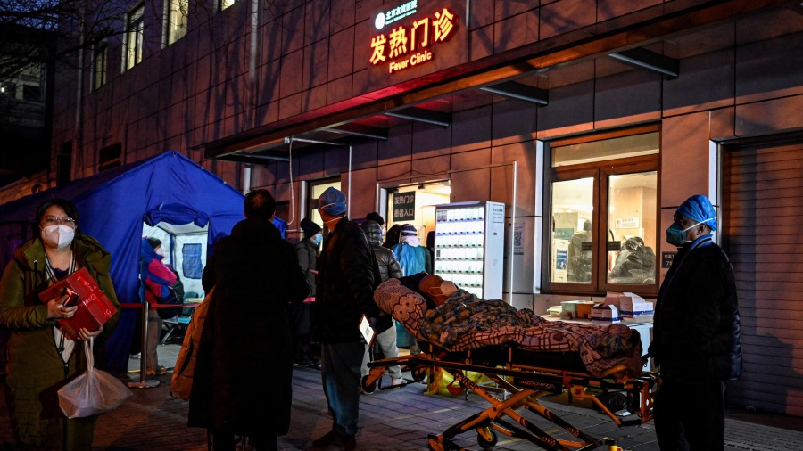 中国 “ 阳康 ” 二次染疫破1000万  再传添后遗症有人猝死 (图)