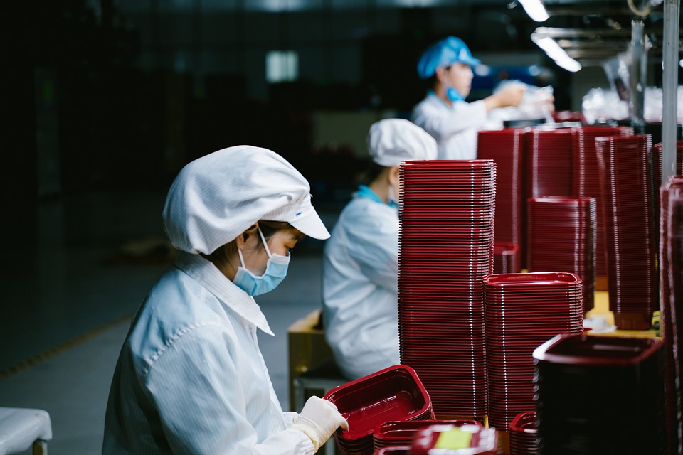 中国官方应对养老危机只剩最后一招儿 (图)