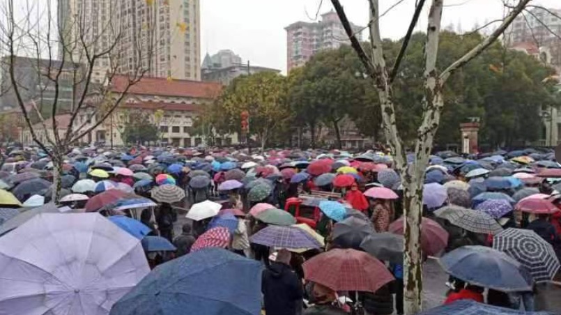 “ 雨伞运动 ” 武汉大妈录音火了：这不是强盗逻辑吗？(图/视频)