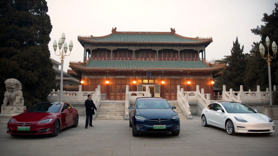 中共不敢也不能动大手术,这种不伦不类的机构改革,说明了新班子上台面对的内外社会困难很多。图为中南海(图片来源: Getty Images)