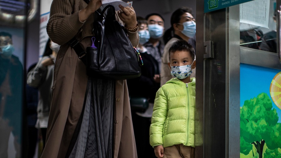 中共人大代表：新冠疫苗可引发心肌炎甚至暴发性的 (图/视频)