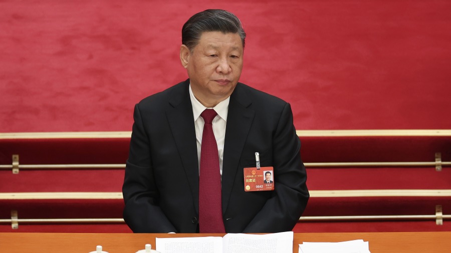 习近平 “ 全票当选 ” 秘密投票处无人敢进 (图)