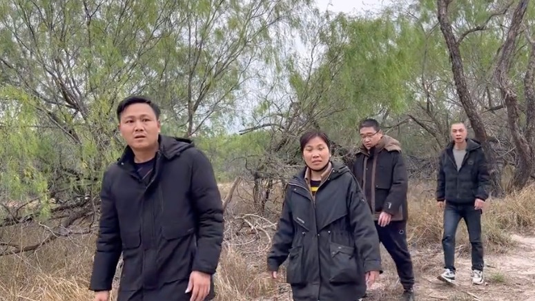 惊现中国人逃亡潮？美国非法移民暴增900% (组图/视频)