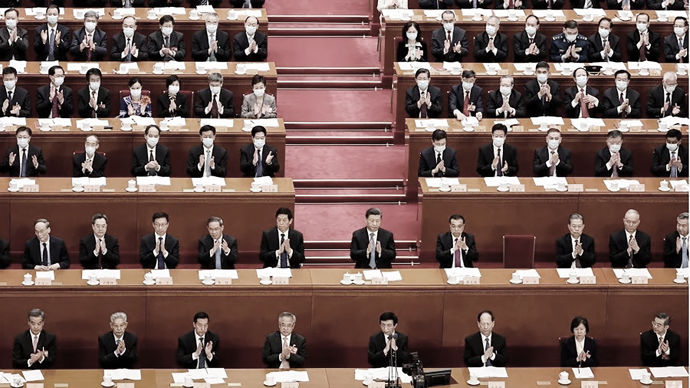 两会上的官员(Lintao Zhang/Getty Images)