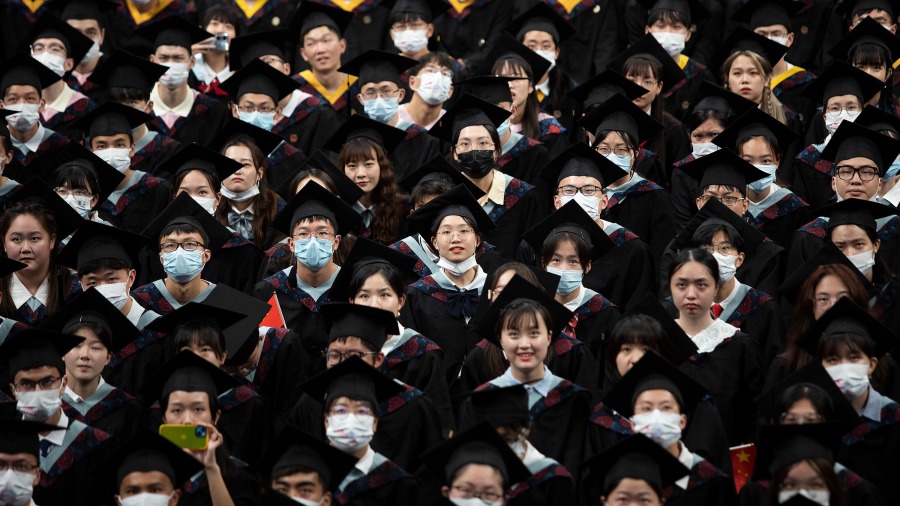 预计中国2023年将有1158万大学生毕业,就业前景不容乐观。(图片来源:Getty Images/Stringer)